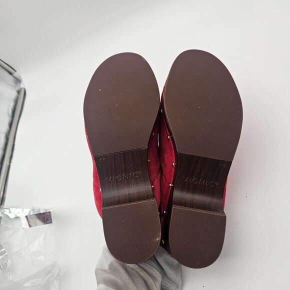 Vionic Kacie Red Suede Clogs Mules Slip On Womens Sz 7 NEW READ - Picture 10 of 11